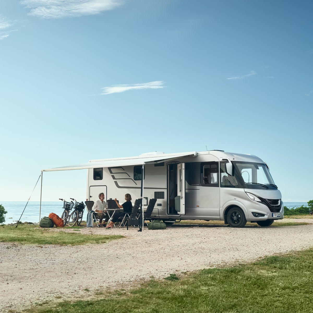 Thule Omnistor 8000 Awnings