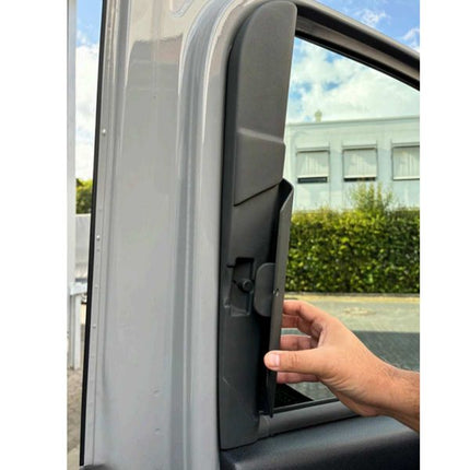 Remis V710 Ford Custom Cab Darkening System ≥2024