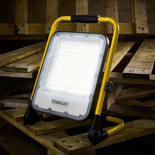 Stanley Rechargeable Folding Work Light (4500lm / 30W)