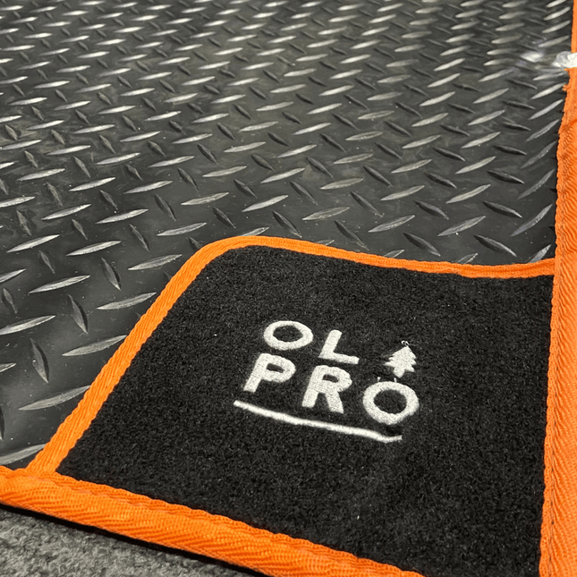 Awning Tunnel Mat 1500mm x 800mm Black Rubber with Orange Edge Trim - OM16