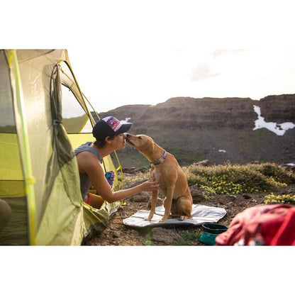 Ruffwear Highlands™ Dog Pad in Cloudburst Grey
