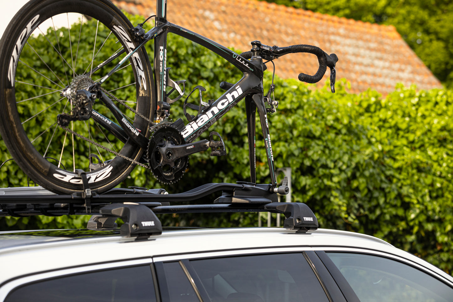 Thule FastRide - Roof Bike Rack Fork Mount
