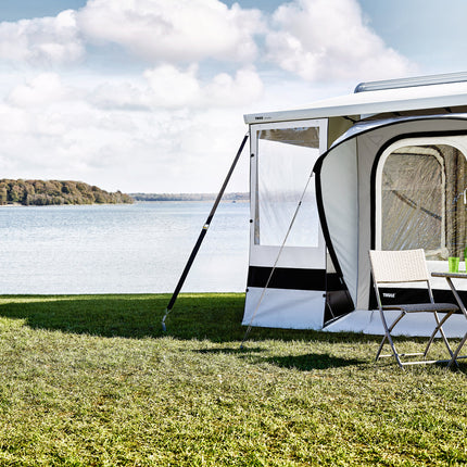 Thule Awning Rain Blocker G2 front